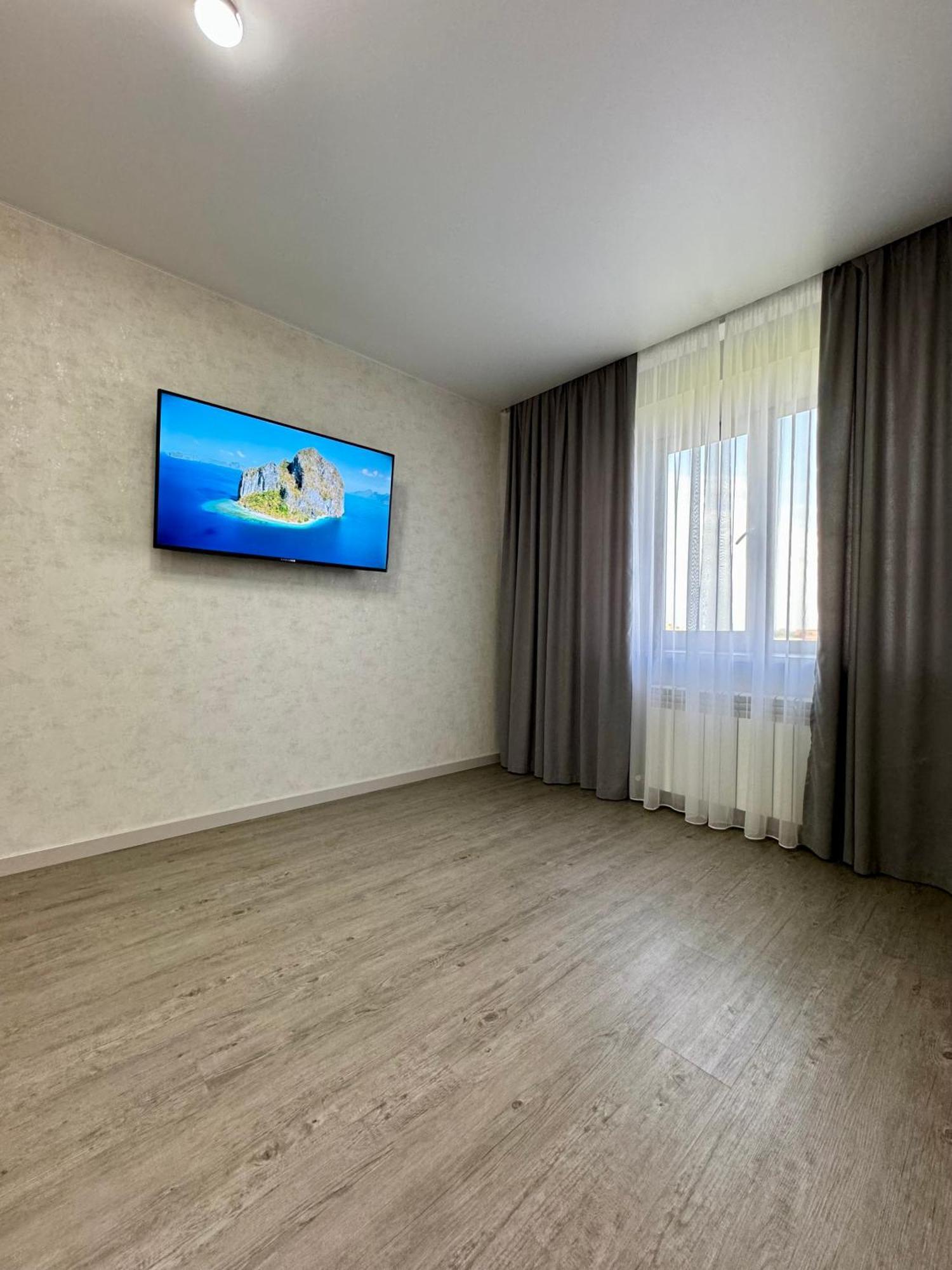 Apartpoltava Nova: Panoramic Historic Center Views Apartment Poltava